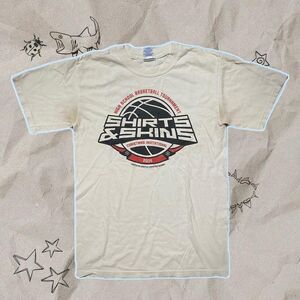 Vintage 2005 Basketball Graphic White Tee - Size S